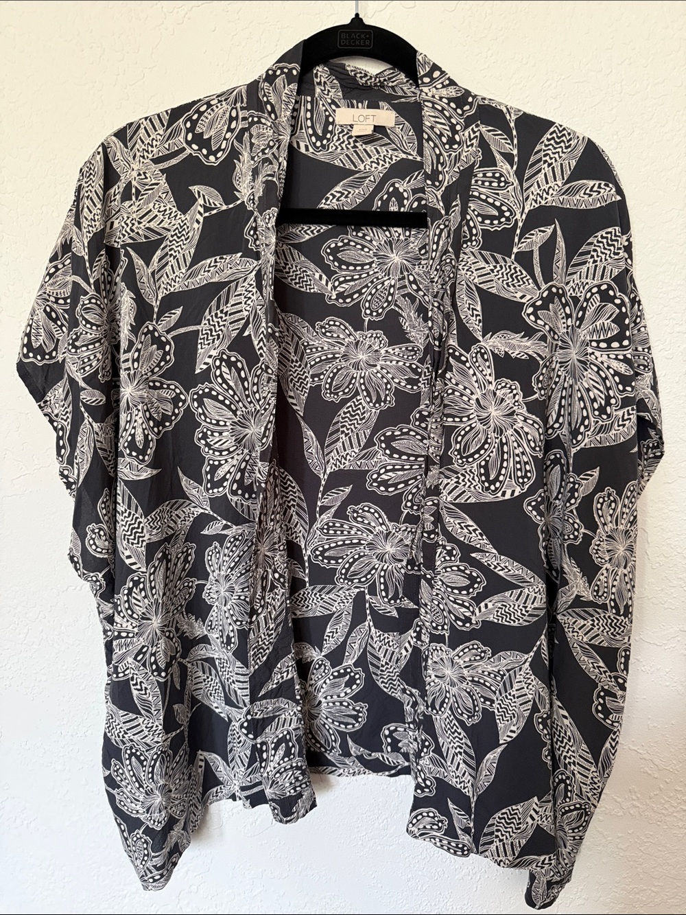 LOFT Dark Grey & White Floral Open-Front Kimono